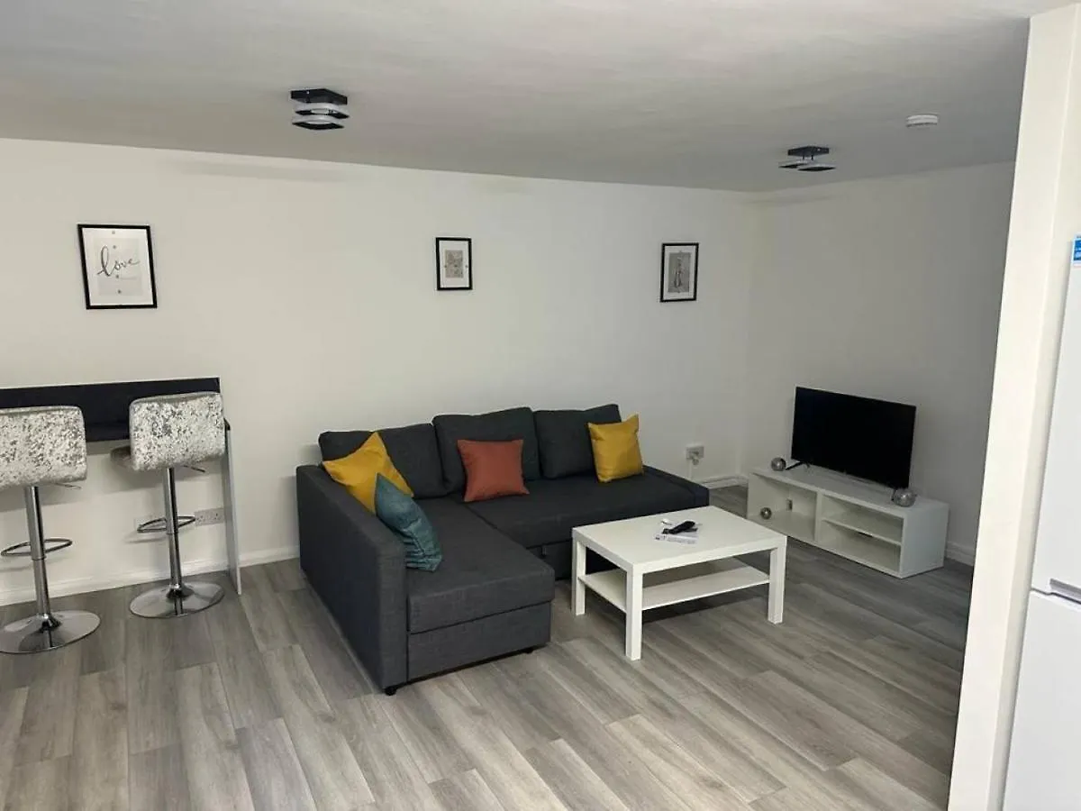 Stylish Apartment At Carlton Grove London