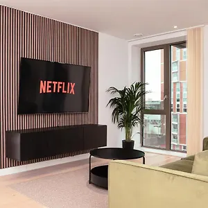 Charming 1br In Apartment